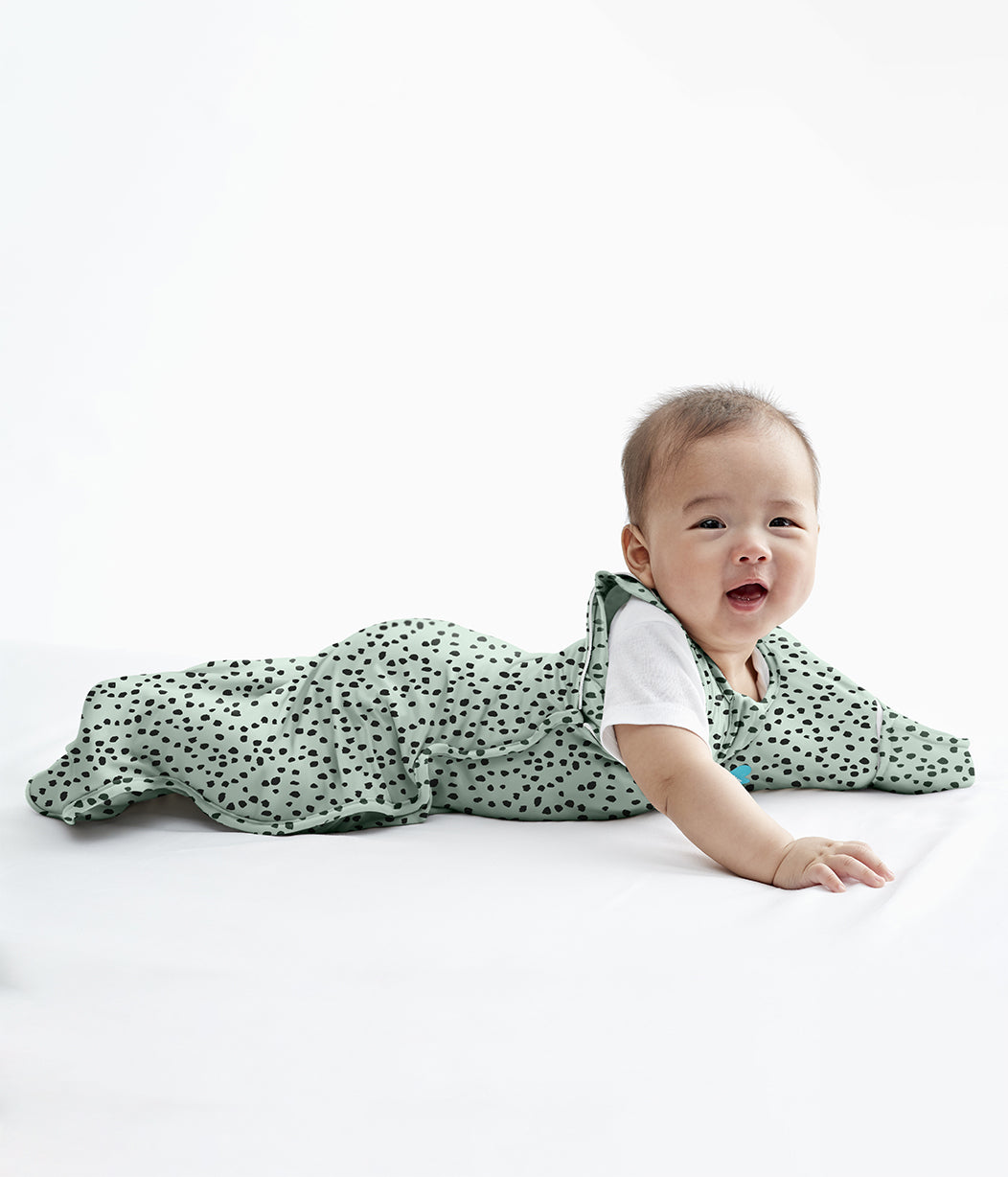 Swaddle Up™ Transition Bag Moderate (20-24°C) Olive Animal Cotton