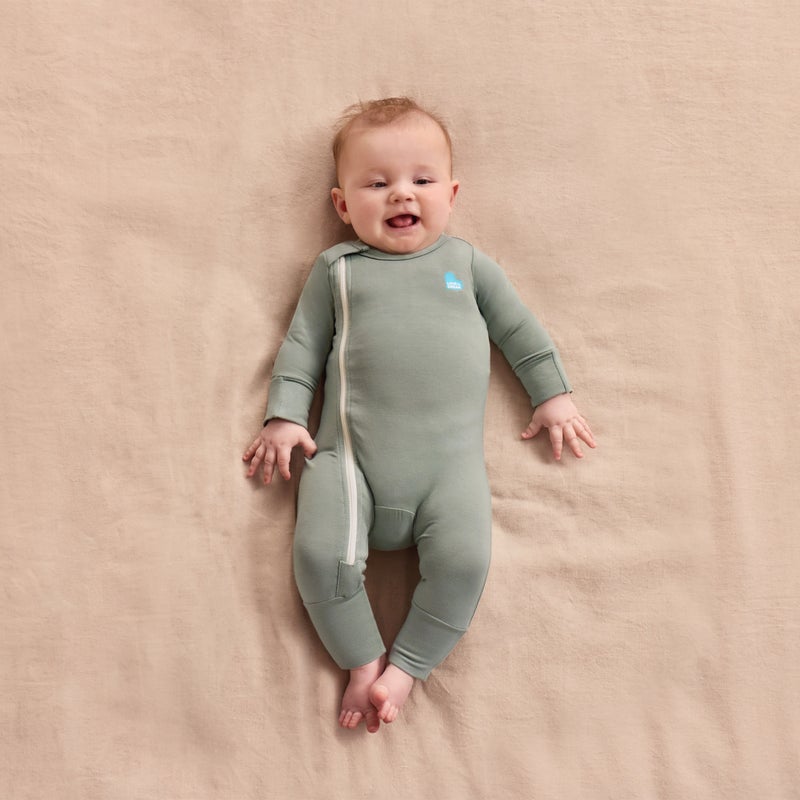 Swaddle Up & Romper Bundle | 2.5 TOG | Olive Bees | Deep Olive