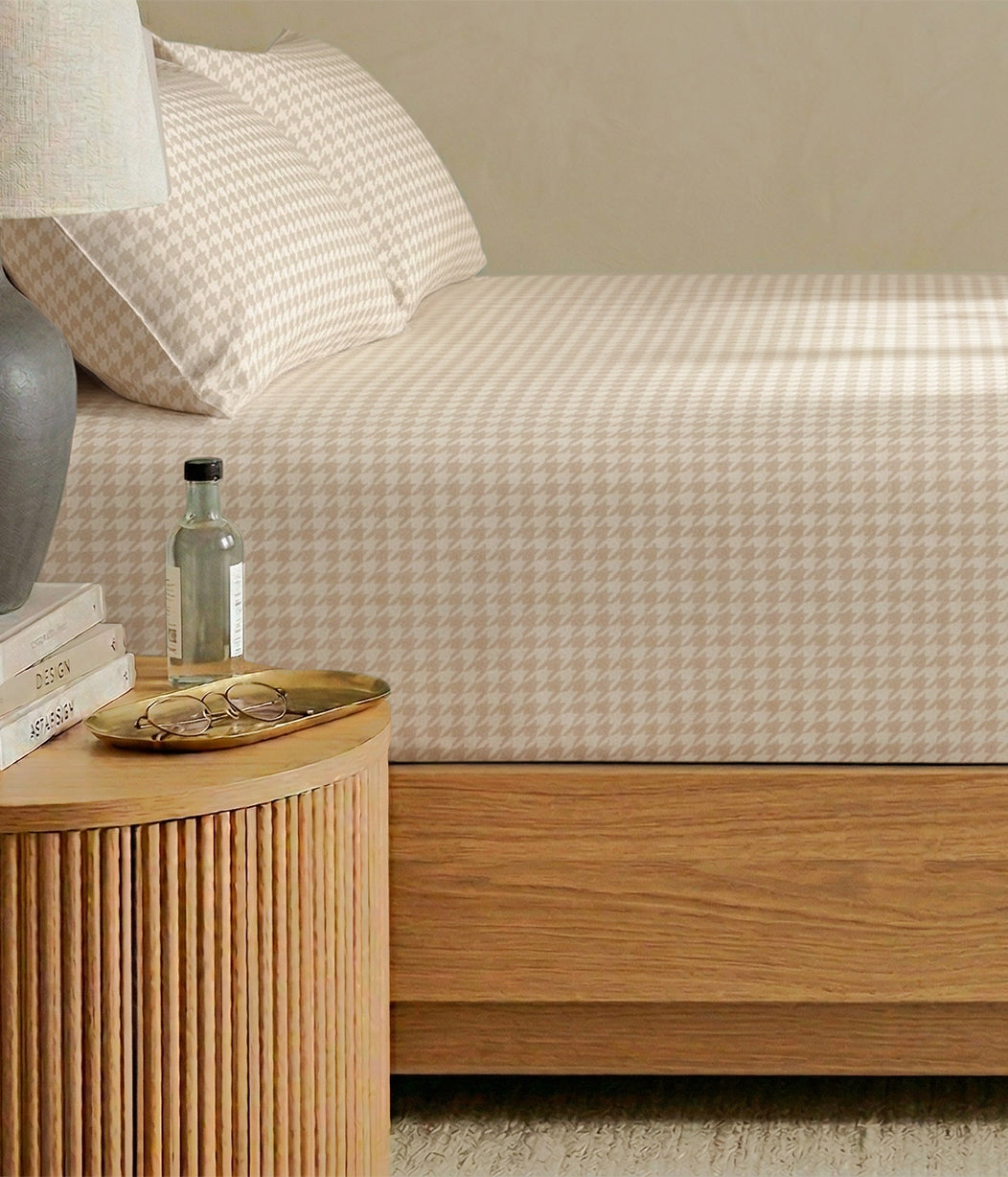 HushDry™ 2-in-1 Waterproof Fitted Super King Sheet Viscose from Bamboo Tan Houndstooth