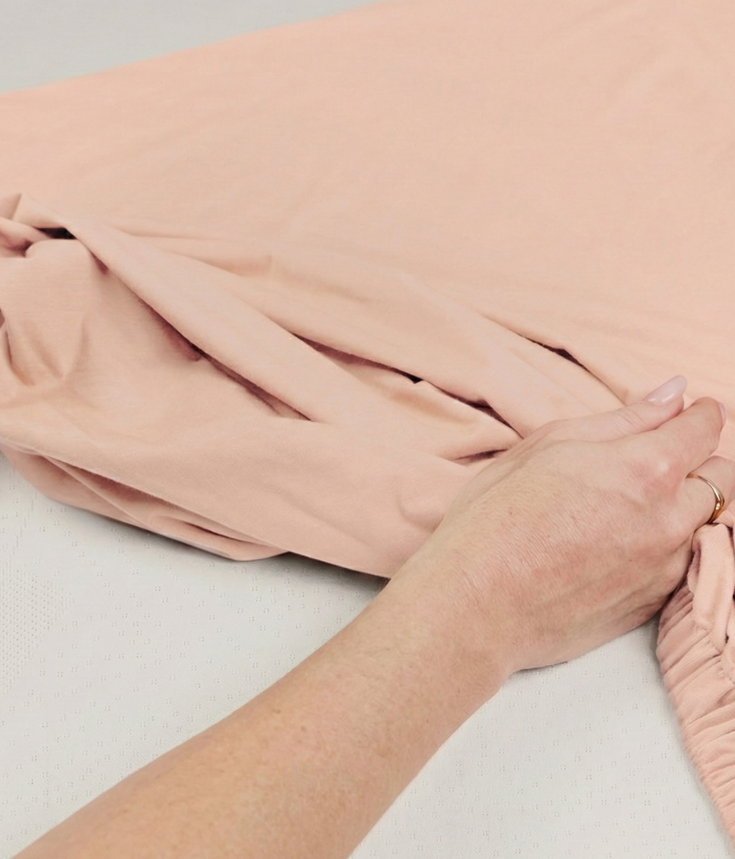 HushDry™ 2-in-1 Waterproof Fitted Gro Cot Sheet Viscose from Bamboo Blush