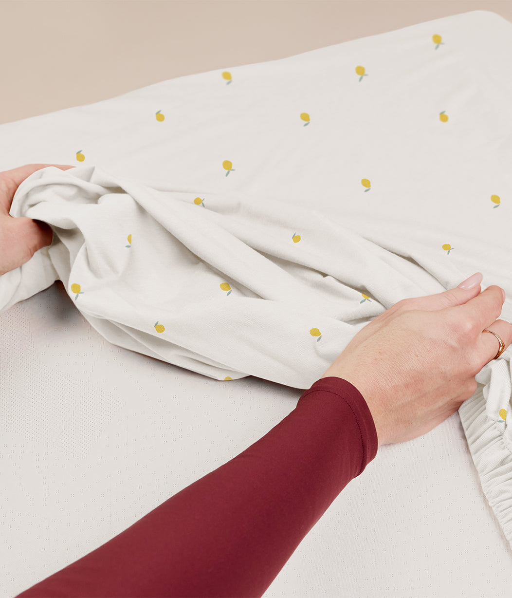 HushDry™ 2-in-1 Waterproof Fitted Side Sleeper Sheet Viscose from Bamboo Cream Lemons